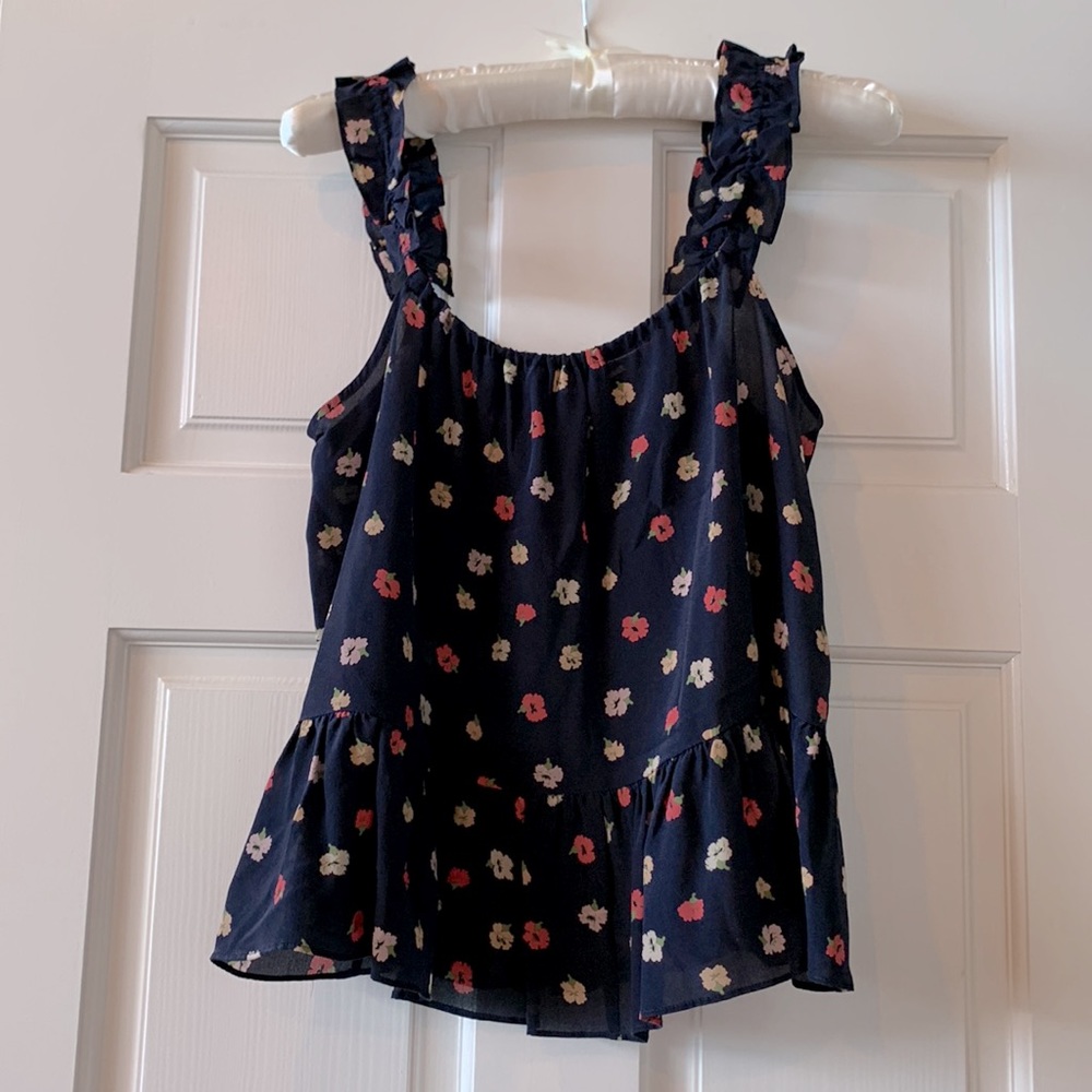 EUC -Worn once - Madewell Floral Ruffled SilkTop- Sz 2. Price drop!!